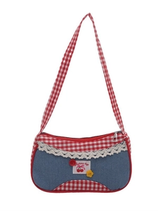 Sac sous le bras en denim doux avec bordure vichy rouge et broderie cerise tendance