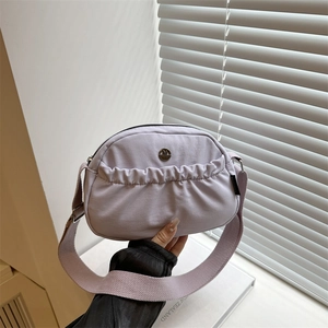 New Japanese Fresh Nylon Shoulder Bag For Women Large Capacity Solid Color Casual Crossbody Phone Bag With Pleated Design