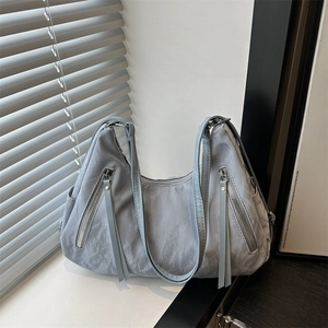 New Pleated PU Leather Shoulder Bag For Women Large Capacity Tote Hobo Bag With Cloud Charm Casual Commuting Handbag