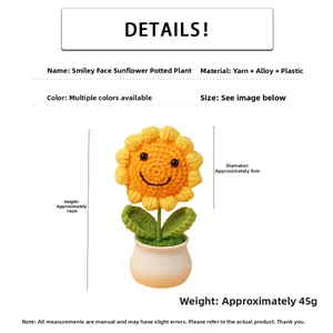 Details und Maße der handgehäkelten Smiley-Sonnenblume im weißen Keramiktopf