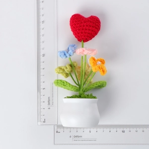 Handmade crochet heart potted plant ornament with colorful flowers, 16cm height
