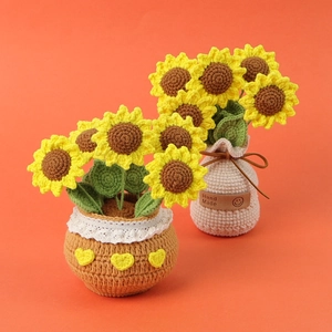 Artificial Sunflower Potted Plant Hand Crocheted Yarn Knitted Flower Desktop Decor Handmade Gift Aesthetic Table Ornament