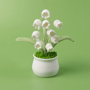 Muguet fait main au crochet en pot blanc pour décoration d'intérieur et cadeau