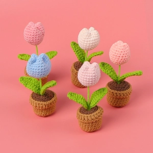 Handmade Crochet Tulip Potted Plant Wool Yarn Knitted Flower Desktop Ornament Car Decor Gift Mini Cute For Home Office