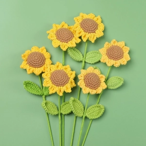 Handmade Crochet Sunflower Bouquet Wool Knitted Artificial Flower Home Desktop Decoration Graduation Teacher Day Gift Warm