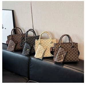 Borsa Tote da Donna in Pelle PU Retro Monogramma Lettera M Stampa Set Borsa Madre-figlia Tracolla Larga Borsa a Spalla