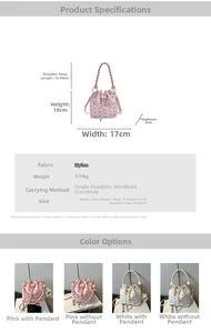Detailsicht der Nylon-Beuteltasche mit Sternbestickung und Größenangaben in cm