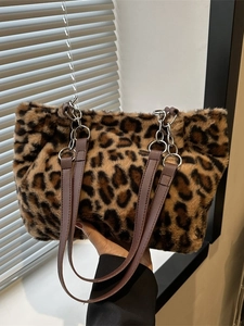 Leopard Print Faux Fur Tote Bag Large Capacity Plush Shoulder Bag With Metal Chain Strap Fashion Autumn Winter Women