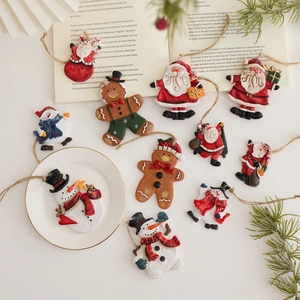 Christmas Hanging Ornaments Resin Hand Painted Retro Gingerbread Man Santa Claus Snowman Holiday Tree Decoration