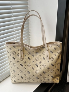 Large Capacity Tote Bag Women PU Leather Cartoon Bear Print Zipper Shoulder Handbag Commuter Fashion Versatile Style