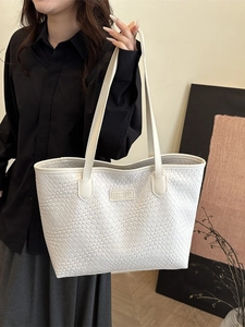 White woven texture tote bag for women featuring a minimalist large capacity shoulder design