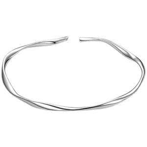 Minimalist Mobius silver bangle featuring a geometric wave design and polished finish