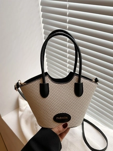 Trendy Woven Straw Bucket Bag For Women 2025 Summer Casual PU Leather Patchwork Crossbody Handbag Niche Design Small Tote Bag
