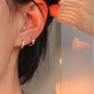 Pendientes de Aro Minimalistas de Aleación Zirconia Con Poste de Plata de Ley 925 Joyería Vintage Francesa Mariposa Cruz Mujer