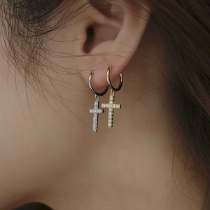 Créoles À Pendentif Croix En Cuivre Avec Zircon Étincelant Bijoux De Mode Minimalistes Pour Femmes