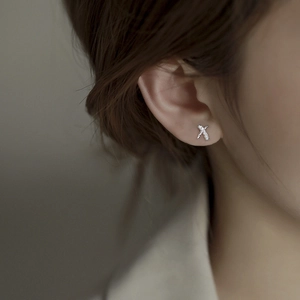 Minimalist S925 sterling silver X-shaped criss-cross stud earrings with sparkling pavé stones