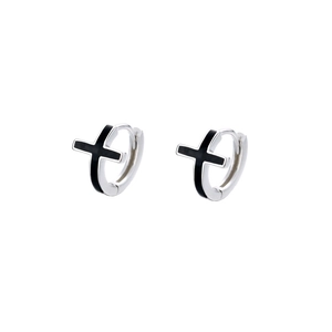 Boucles d'oreilles huggies en argent S925 avec motif de croix en émail noir