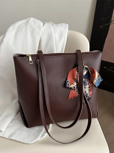 Große Kapazität PU Leder Tote Bag Für Damen Minimalistische Umhängetasche Mit Dekorativem Satin Schal Pendler Handtasche