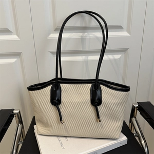 Women Large Capacity Woven Tote Bag Contrast PU Leather Shoulder Bag With Knot Straps Metal Tips Fashion Commuter Handbag