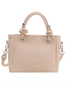 Sac seau beige élégant à texture litchi avec doubles poignées et bandoulière réglable