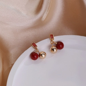 Vintage S925 Silber Tropfenohrringe mit roter Perle, Rubin-Zirkon und goldenen Kugeln