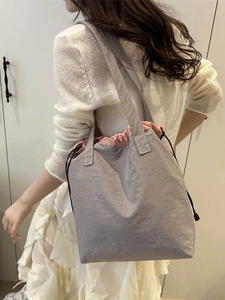 Minimalist large capacity canvas shoulder bag in grey-purple for women's daily commute