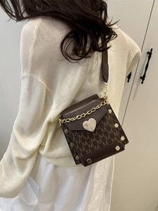 Brown small crossbody bag with M-letter print, heart buckle and gold chain strap