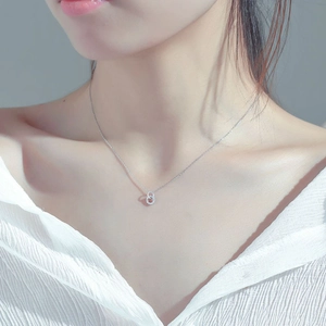 Geometric Circle Pendant Necklace Copper White Zircon Inlaid Minimalist Platinum Plated Jewelry For Women