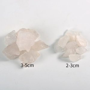 Pierres de cristal blanc naturel en tailles 2-3cm et 3-5cm pour la décoration intérieure
