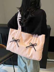 Sac fourre-tout rose matelassé avec nœuds noirs Grand sac bandoulière en toile chic