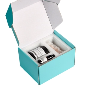 Crystal fragrance stone set with essential oil in elegant blue gift box and black jar