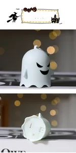 Detailansicht der Halloween Mini-Geist LED-Leuchte mit Batteriefach und Ein-Aus-Schalter