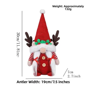 Detaillierte Maße des Weihnachtsgnoms mit Rentiergeweih und roter Mütze