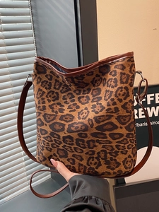 Borsa a Secchiello Leopardata da Donna di Grande Capacità Borsa a Tracolla Vintage in Finta Pelle Scamosciata per Uso Quotidiano