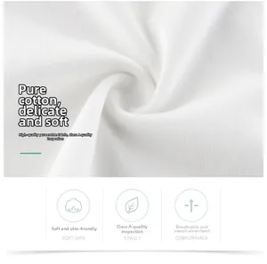 Dettaglio del tessuto in maglia di cotone bianco con consistenza morbida e qualità di Classe A