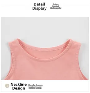Dettaglio di un top rosa senza maniche con scollo rotondo e tessuto di cotone morbido