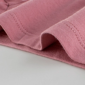 Short en tricot rose pour filles avec détails de couture à double aiguille