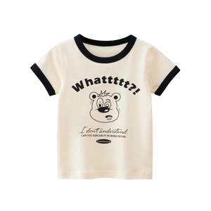 Crème kinder T-shirt met cartoon beer print en zwart contrasterende biesjes