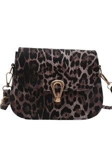 Modische Schultertasche mit Leopardenmuster, Hufeisenverschluss und Kunstledertextur