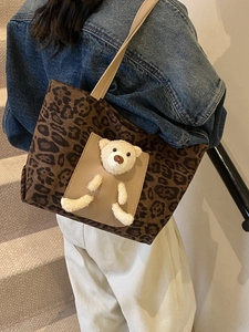 Sac fourre-tout léopard grande capacité avec ours en peluche 3D pour le quotidien