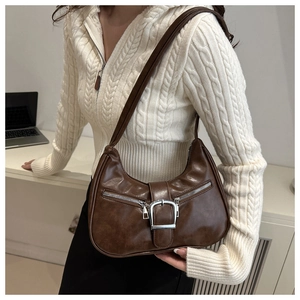 Sac à bandoulière demi-lune marron foncé rétro avec boucle argentée et fermetures