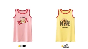 Détail de débardeurs en coton pour filles rose et jaune avec motif ours et bord rouge