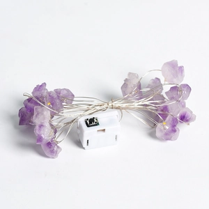 Guirlande LED en améthyste brute naturelle violette avec boîtier de piles à bouton