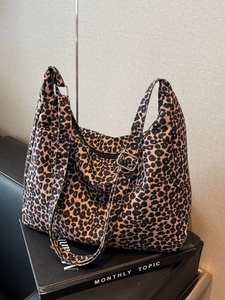 Fashion Leopard Print Canvas Tote Bag Large Capacity Women Shoulder Crossbody Bag With Adjustable Strap Zipper Handbag