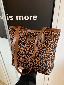 Borsa Tote da Donna con Stampa Leopardata di Grande Capacità Borsa a Tracolla in Tela per Scuola Pendolare Casual Quotidiana