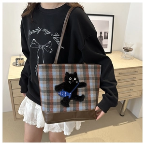 Borsa tote da donna a quadri con ricamo a gatto nero e manici in pelle stile retrò