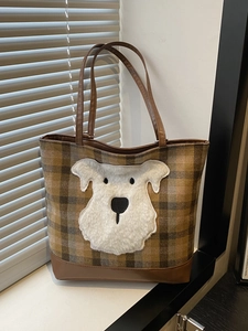 Sac Fourre-tout Plaid Vintage Femmes Grande Capacité Sac à Épaule Avec Patch Peluche Animal Cuir PU Contrasté