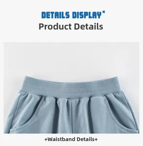 Détail de la taille élastique large et du tissu en maille douce du short bleu pour enfants