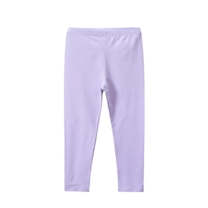 Mallas de niña en color lavanda de algodón ajustado para verano, cómodas y elásticas