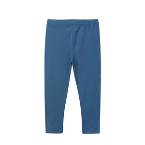 Mallas elásticas azul oscuro para niñas con cintura elástica sobre fondo blanco